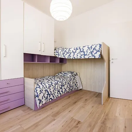 Seaside Family Apartament *